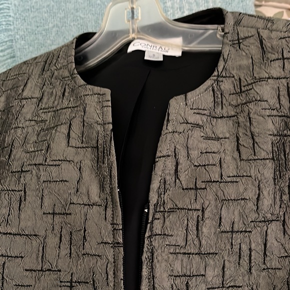 CONRADC COLLECTION Jacket Olive Green Size 8 Zips in front - Picture 9 of 9